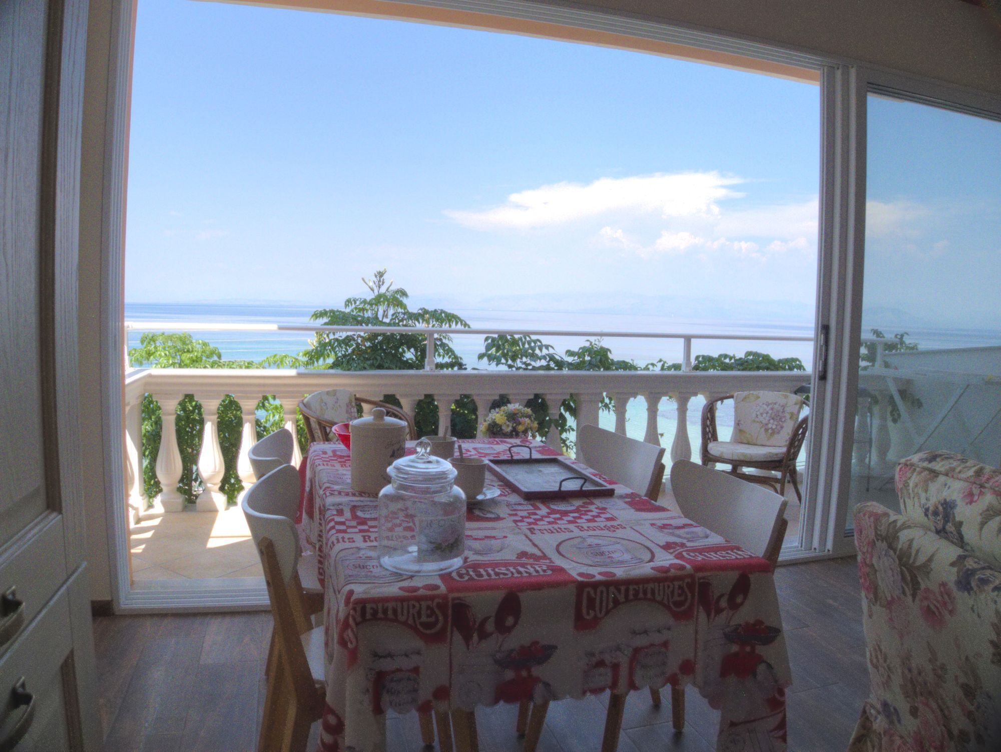 Apartment Anna Mpoukaris